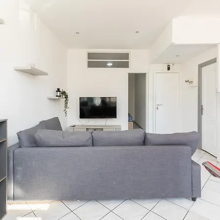 Ideally Placed To Visit Toulon + Bright Flat - Idealement Place Pour Visiter Toulon + Lumineux Exterior photo