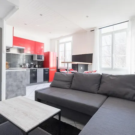 Ideally Placed To Visit Toulon + Bright Flat - Idealement Place Pour Visiter Toulon + Lumineux Exterior photo